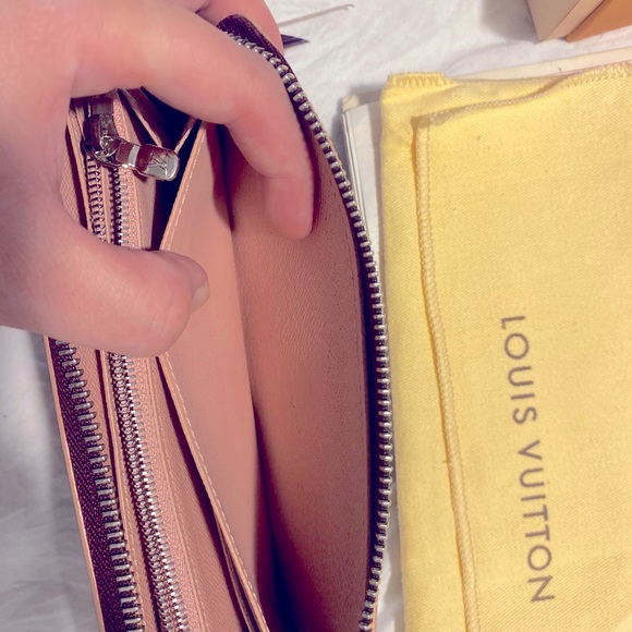 Louis Vuitton Epi Clemence Zippy Wallet-Purple and pink - Picture 8 of 10